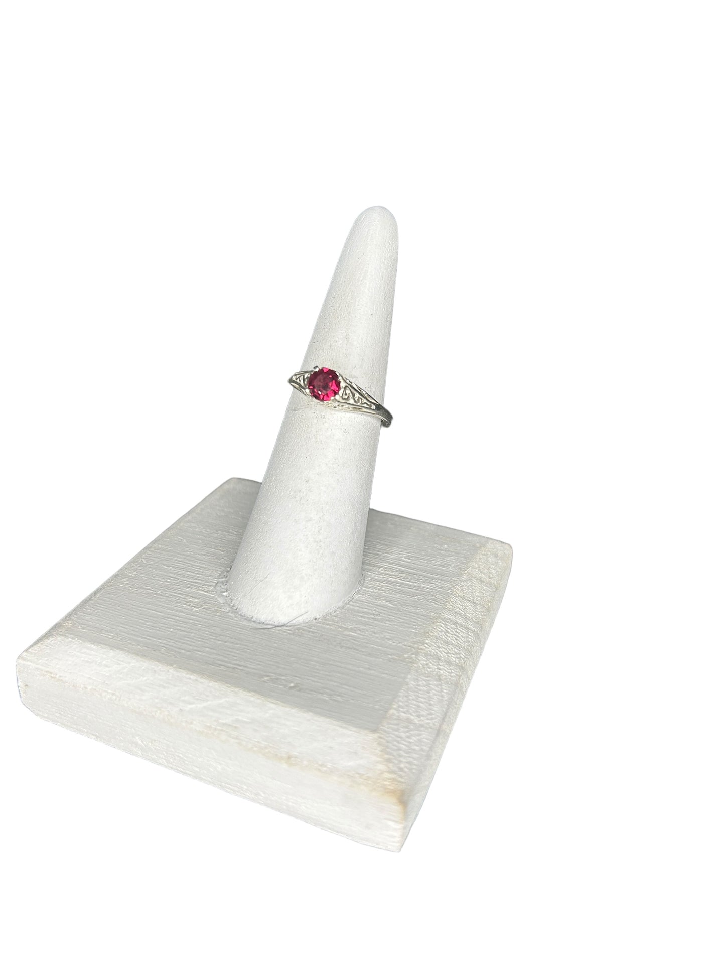 Filagre Garnet Ring